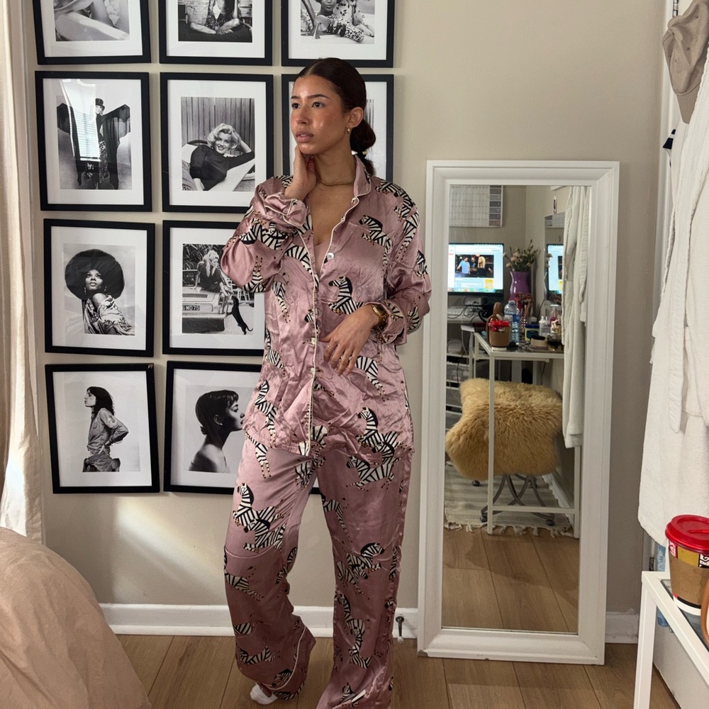 Olivia von Halle Mauve Satin Pajama Set